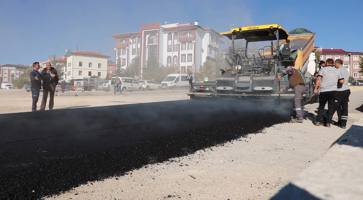 Ilgaz’da Sıcak Asfalt Çalışması Başlatıldı