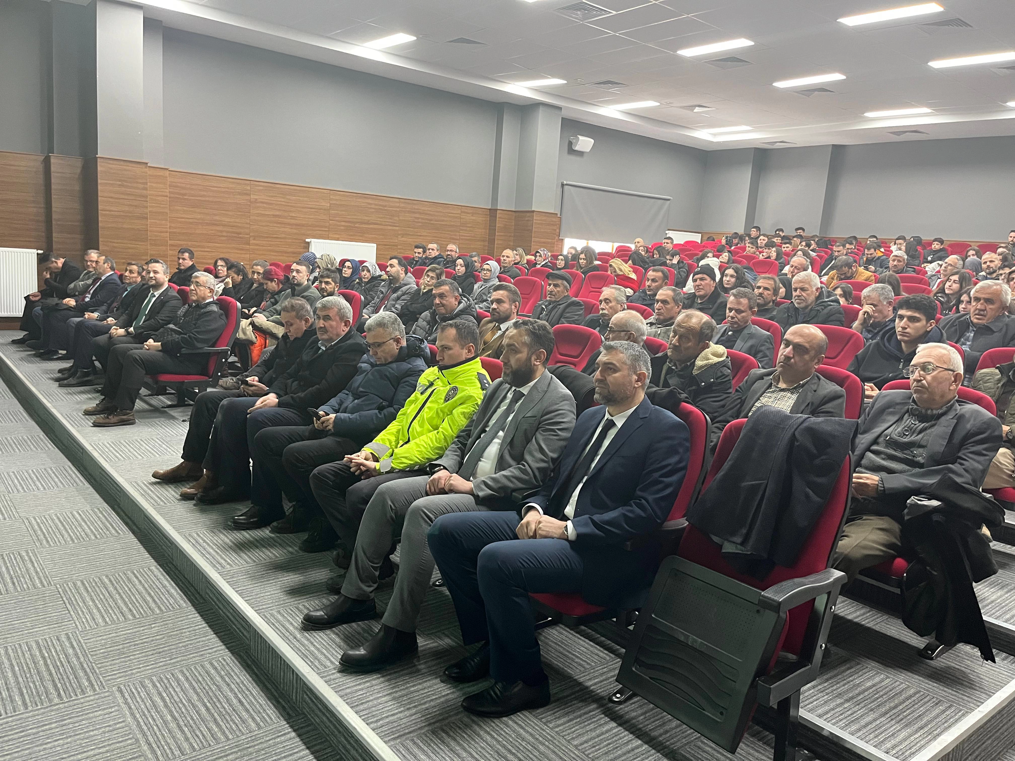 ÇERKEŞ'TE BAĞIMSIZLIK SEFERBERLİĞİ PROJESİ TANITIM PROGRAMI GERÇEKLEŞTİRİLDİ