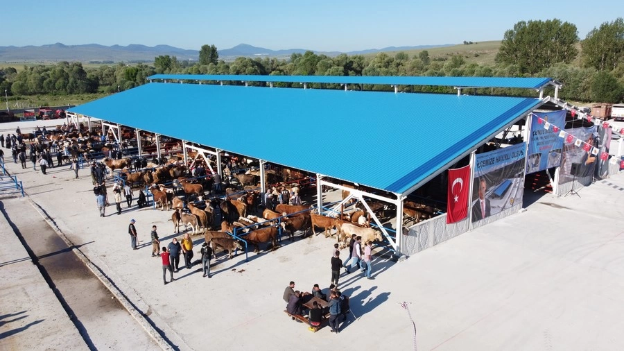 ŞAP HASTALIĞI HAYVAN PAZARLARINI KAPATTIRDI