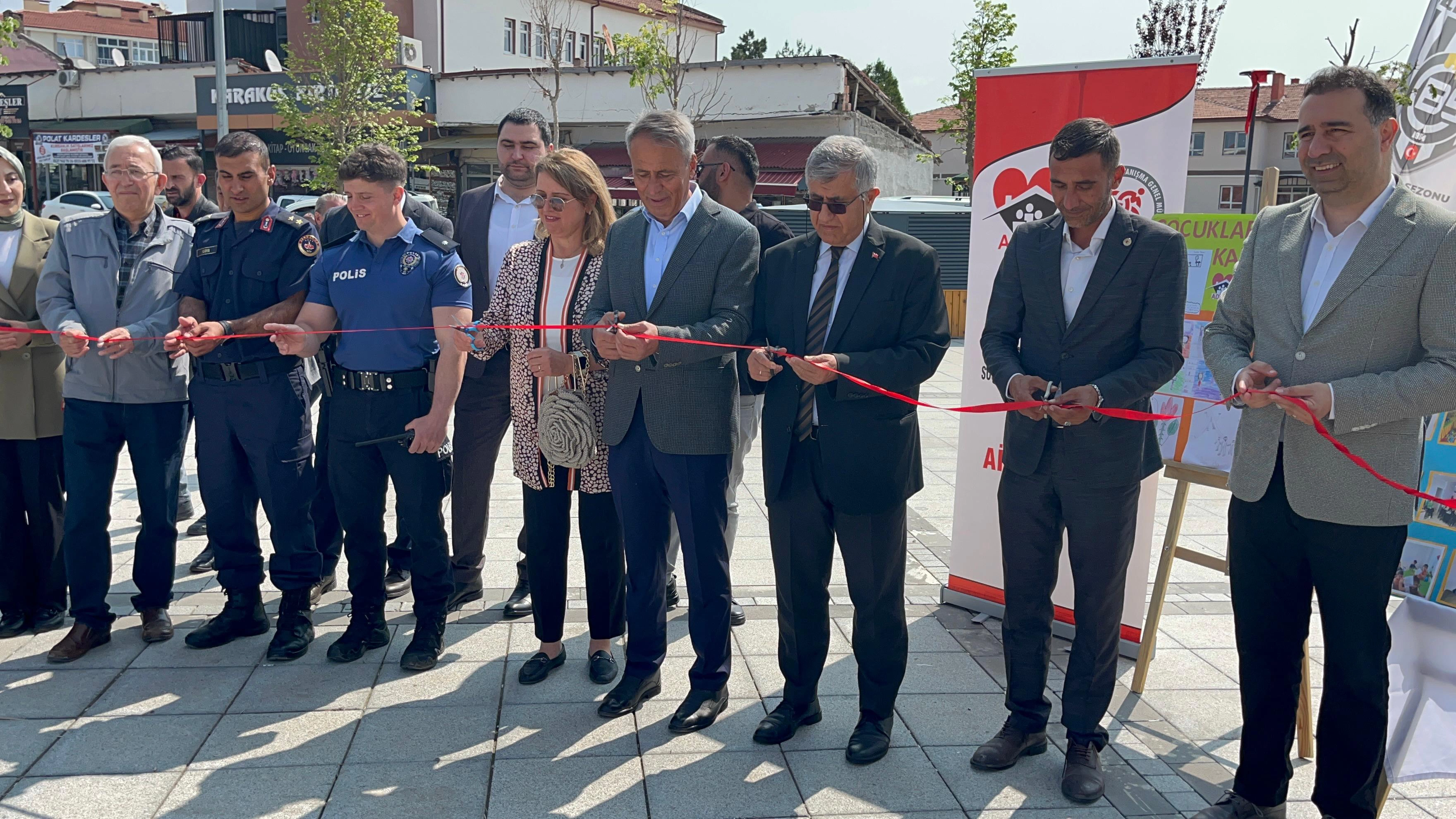 SYDV AİLE DESTEK MERKEZİ TARAFINDAN SERGİ AÇILDI