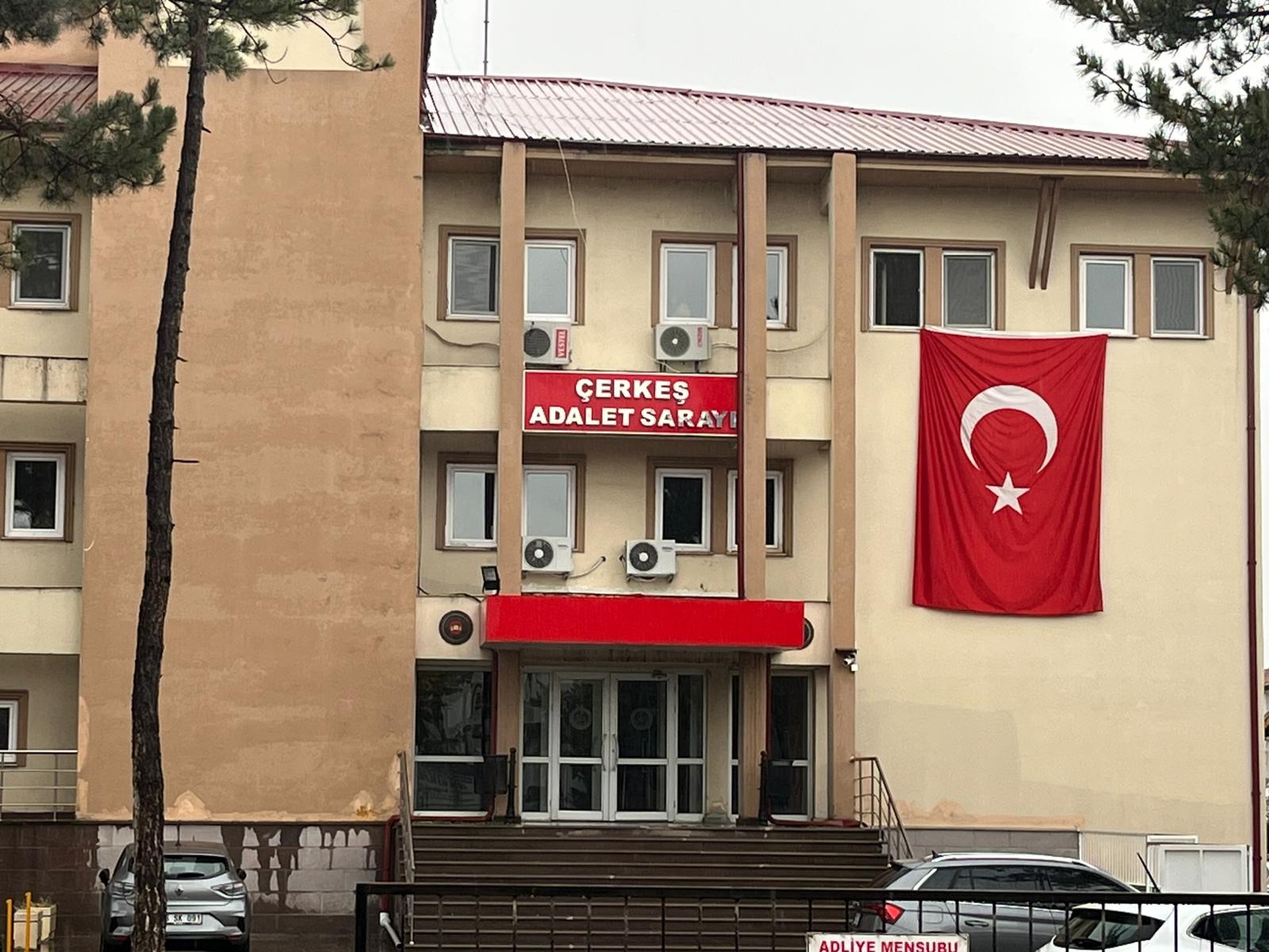 ŞEHİT AİLESİNİN EVİNE GİREN HIRSIZ AKRABASI ÇIKTI