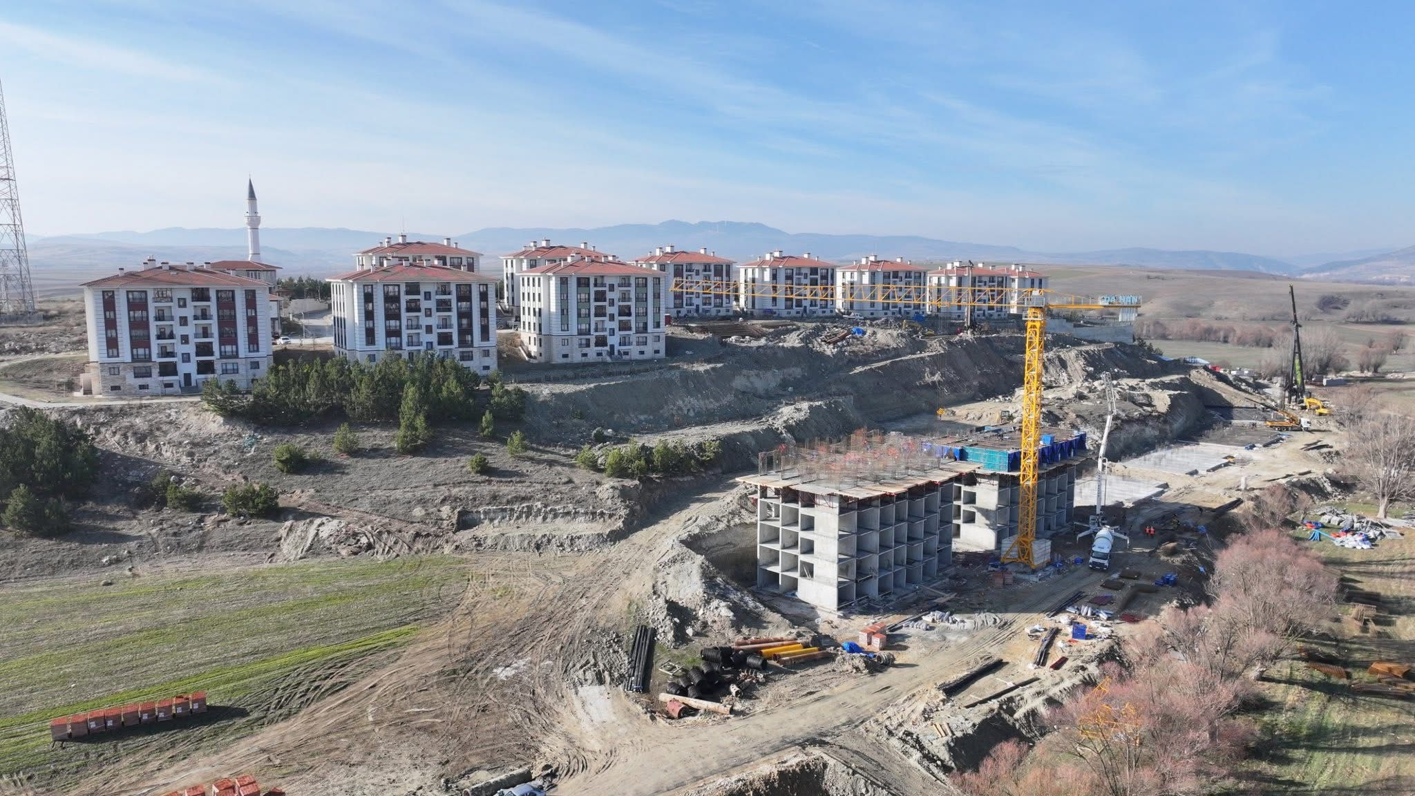 ÇERKEŞ TOKİ 100 KONUT PROJESİ KURA ÇEKİMİNE SAYILI SAATLER KALDI