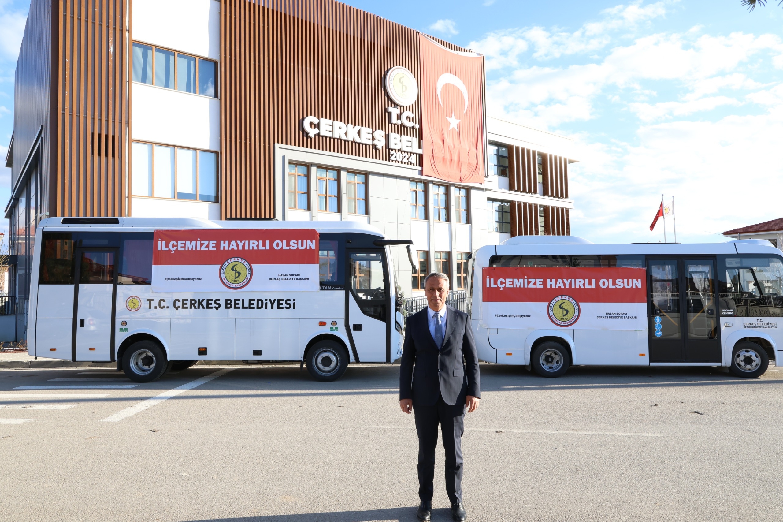 ÇERKEŞ’TE ARTIK DOLMUŞ SEFERLERİ BAŞLIYOR