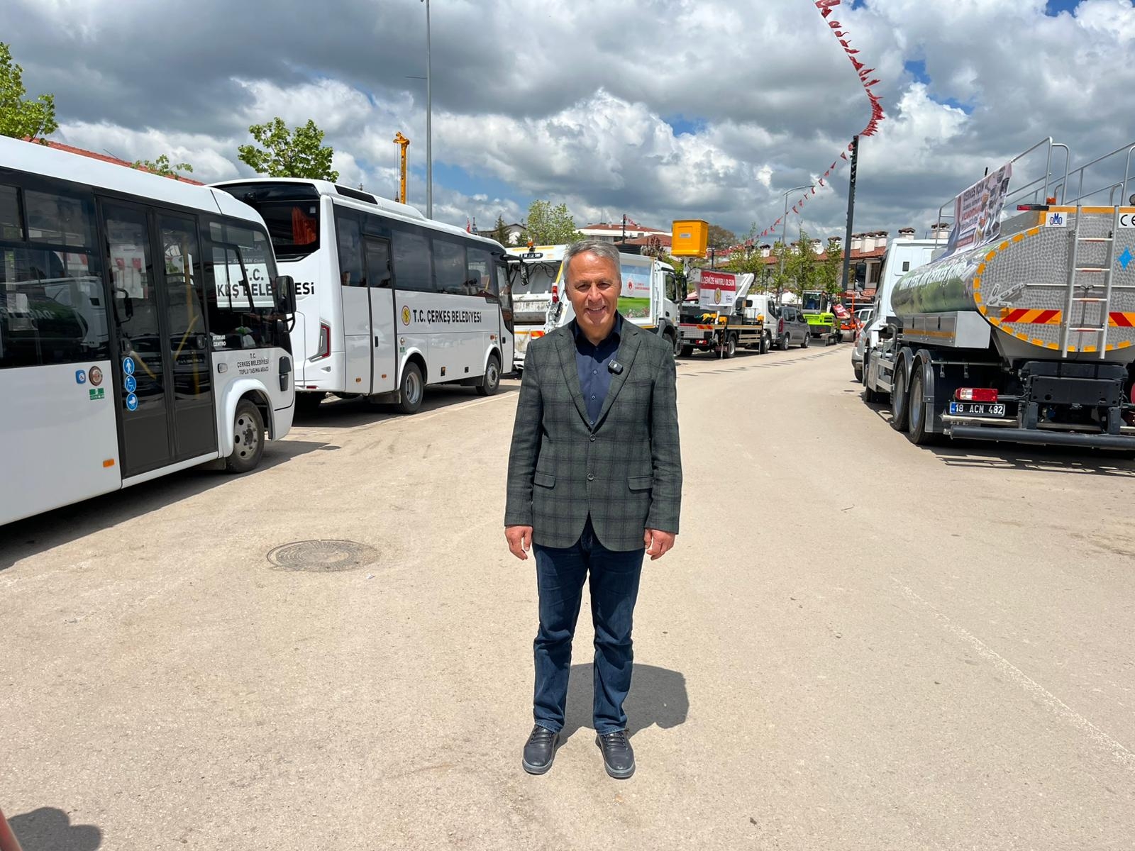 ÇERKEŞ BELEDİYESİ’NDE VİTES YÜKSELDİ: FİLOYA 14 YENİ TAKVİYE!